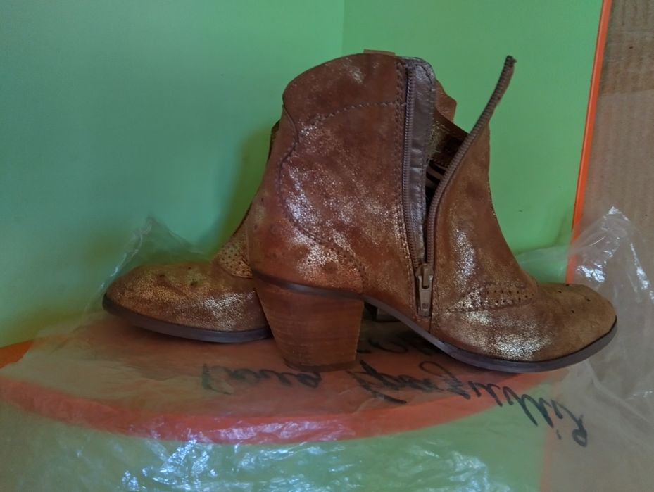 Ботильйони жіночі, Bugatti,41