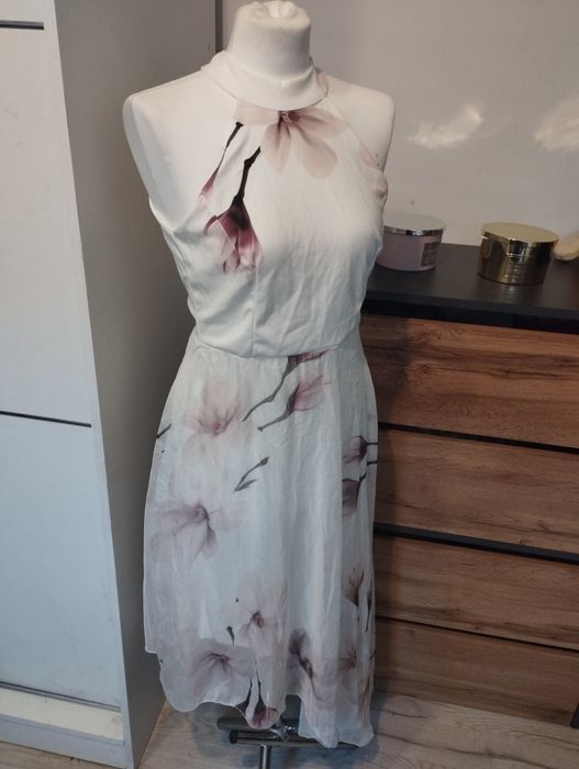 Śliczna sukienka na wesele ,randkę Andrzejki