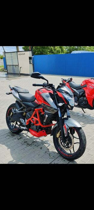 Bajaj Pulsar NS200 / доглянутий стан / чесний пробіг / тільки переоформлення