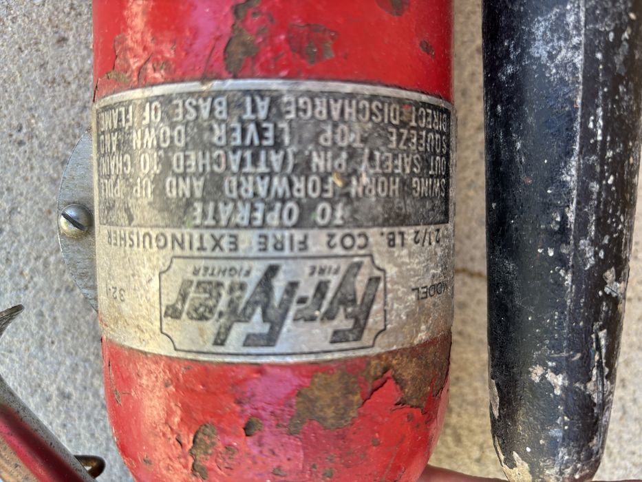 Extintor antigo - Peça UNICA e ORIGINAL!!