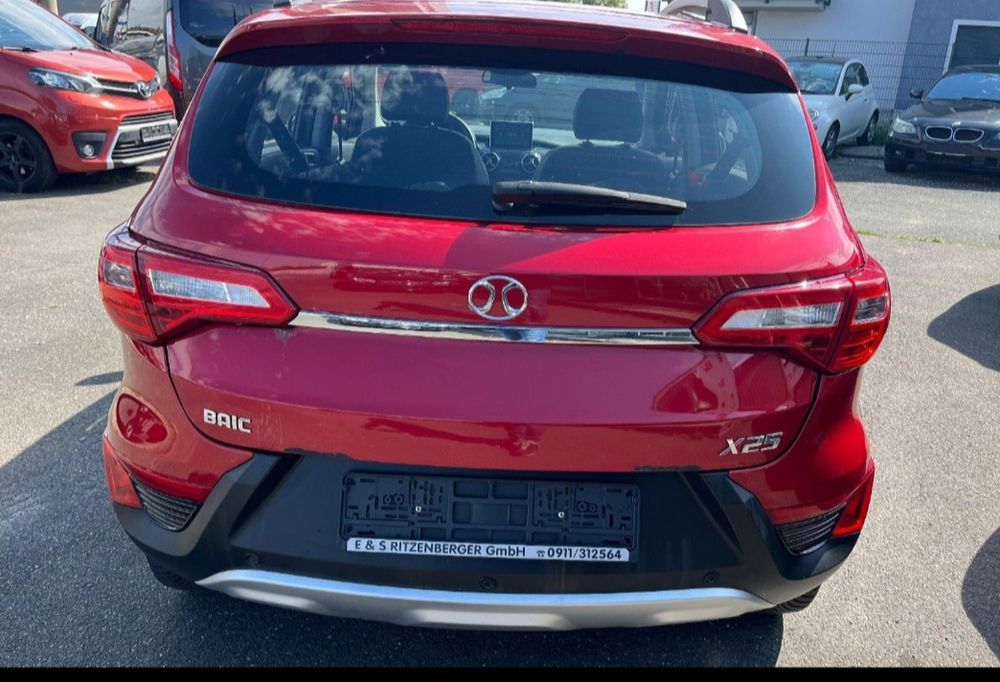 BAIC X25 1.5 MITSUBISHI 2018 86 TYS KM suv cena okazyjna