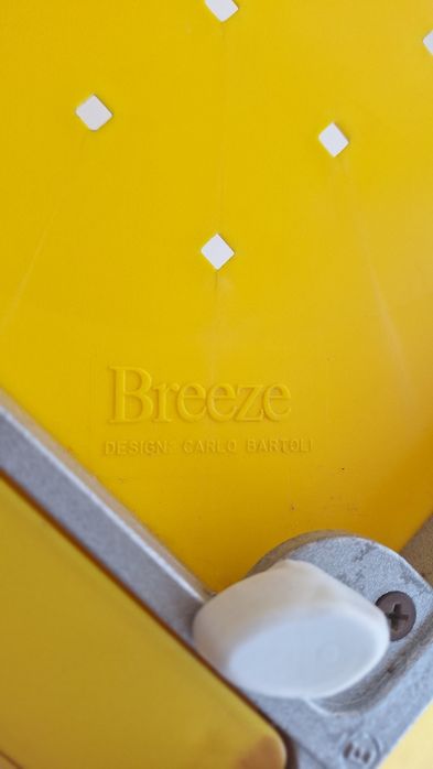 Mesa de cozinha e 4 cadeiras Breeze por Segis