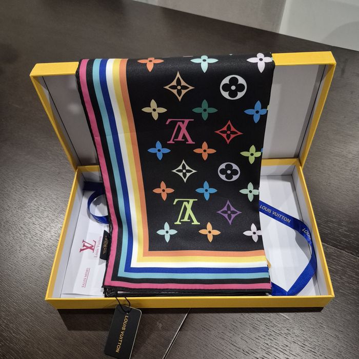 Lenço Louis Vuitton 90x90
