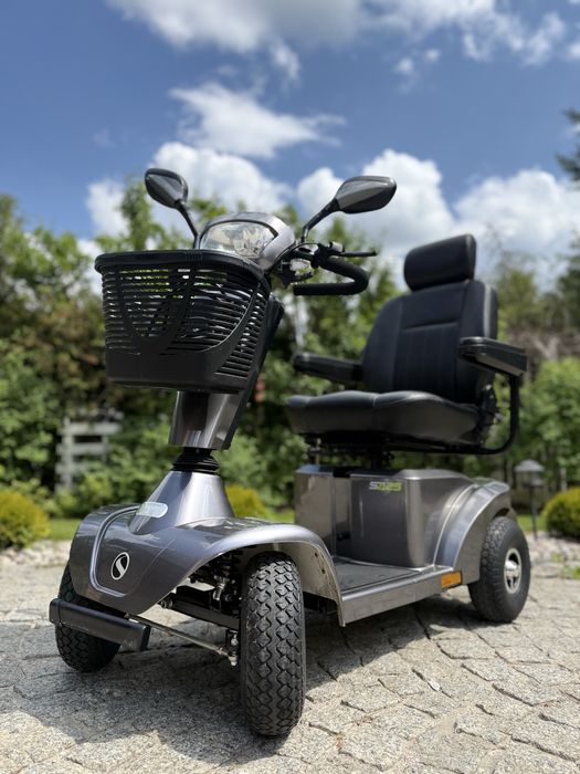 Nowy skuter pojazd inwalidzki elektryczny Sterling S425 dla dziadka wózek samochodzik dla seniora, seniorki babci
