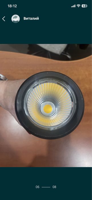 Продаю трекові LED світильники