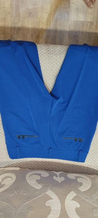 Брючні штани зі стрілкою 46-48