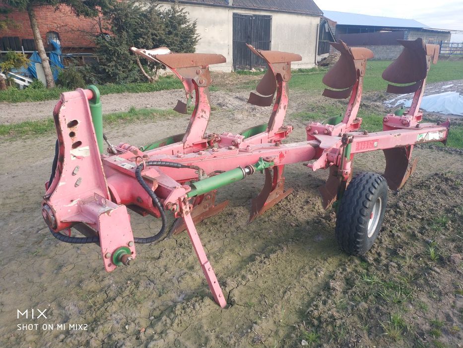 Pług obrotowy 4 skibowy Unia Ibis xxls 4+1