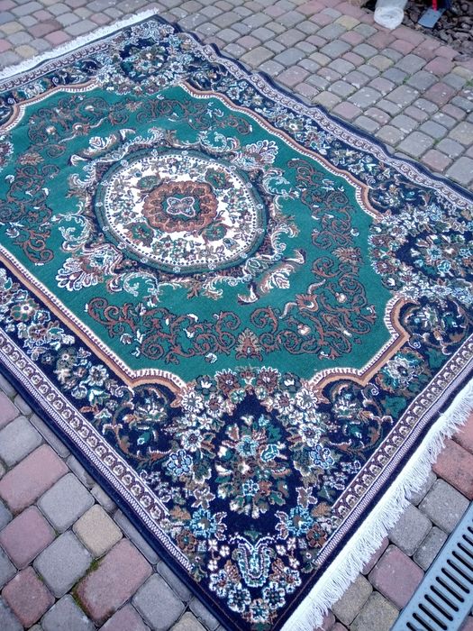 Продам вживаний килим