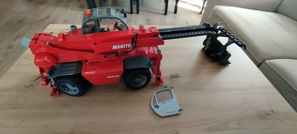 Bruder Manitou mrt 2150+ 02129