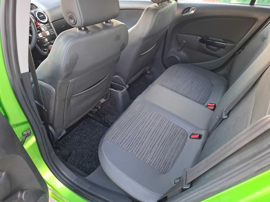 OPEL CORSA D 1.4 16V 2014 rok klima elektryka serwis z Niemiec opłacon