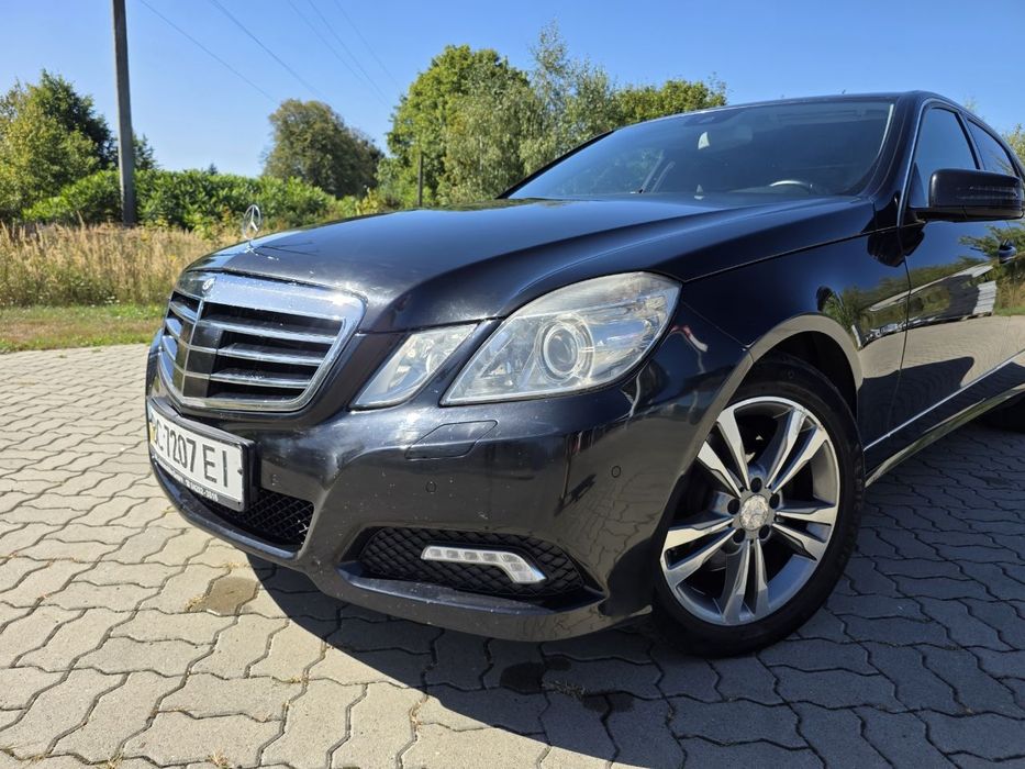 Mercedes-Benz  E350 W212