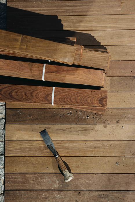 Pavimento Deck de madeira ipê