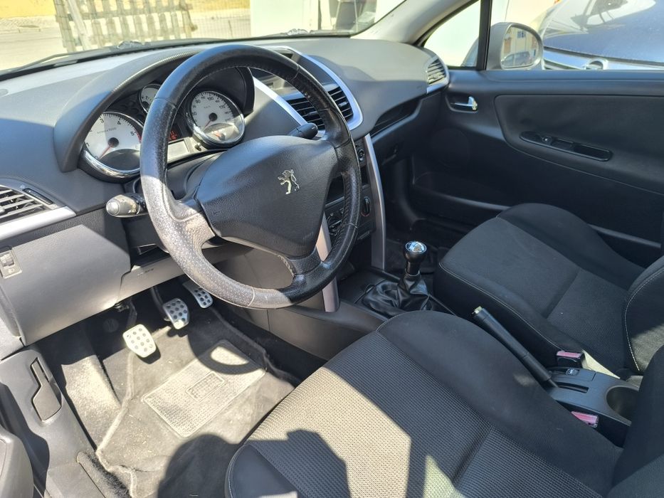 Peugeot 207 CC 1.6 HDI