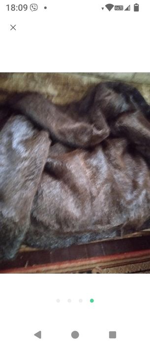 Продам натуральна шуба автоледі.