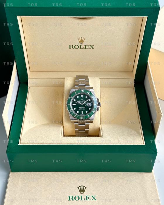 Годинник Submariner Date 40mm 116610LV HULK