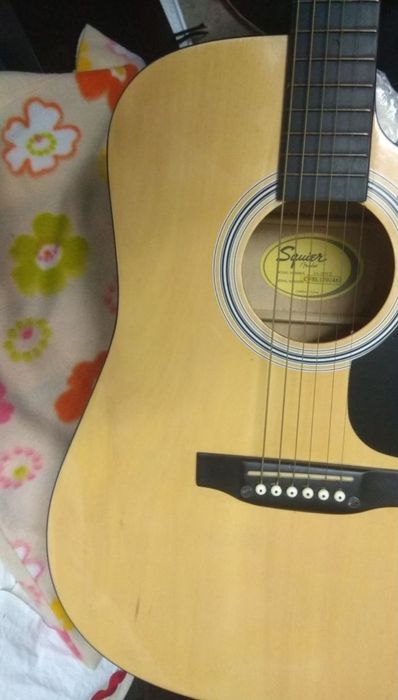 FENDER ELETRICO squier violão  com FISHMAN®