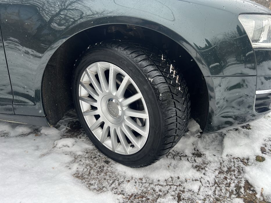 Розбираю Audi a6c6 3.0 tdi