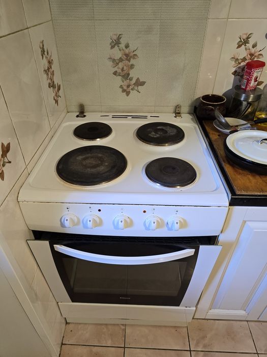 Електроплита Hansa