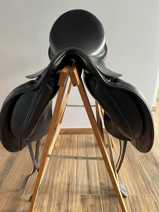 Siodło ujeżdżeniowe DOMINUS - DAW-MAG wersja Exclusive