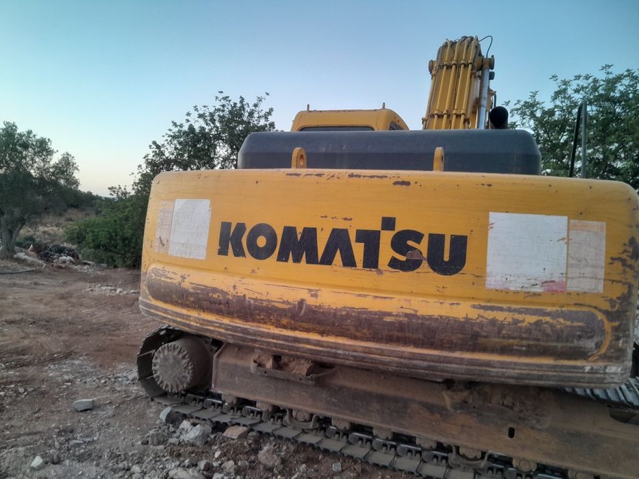 Vendo giratoria komatsu 240 nlc