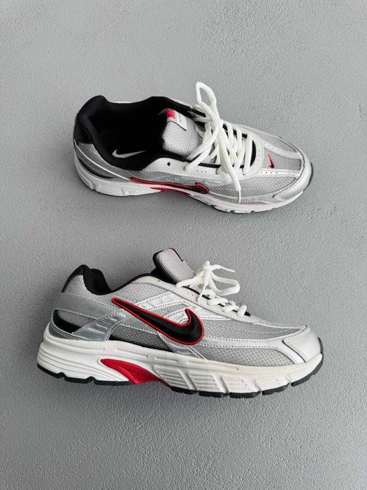 Мужские кроссовки Nike Initiator Silver/Red Gore-Tex. Размеры 40-45