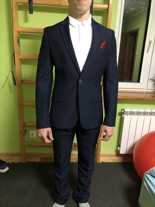 Garnitur męski slim granatowy