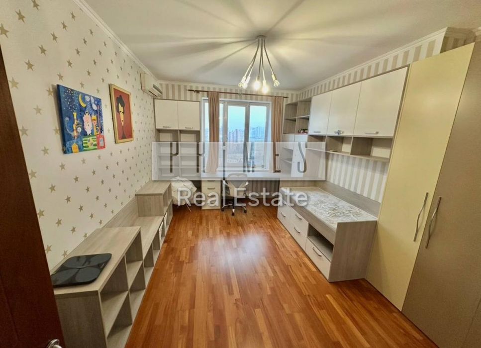 Оренда 3 кімнатної квартири 106 м2 вул. Князів Острозьких 46/2