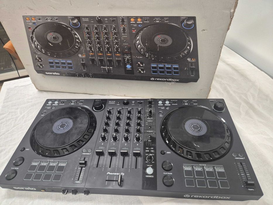 Controladora Pioneer DJ DDJ-FLX6-GT (Como Nova / 4 Canais)