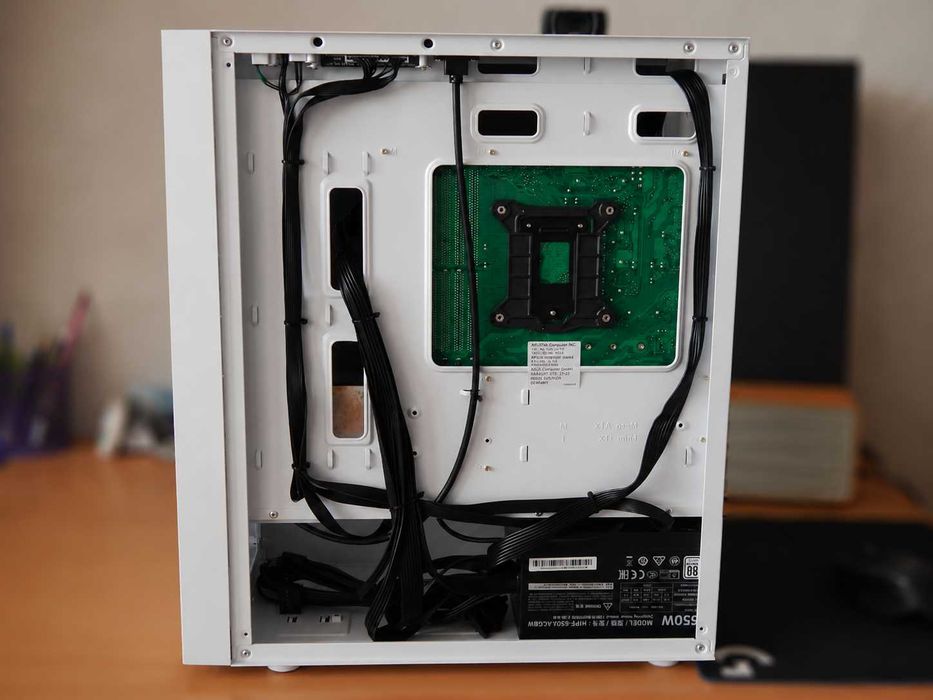 Ігровий ПК i5-9400F / GTX 1660 Super 6GB / 16GB / NVMe 1TB / Win 11 Pro / Wi-Fi