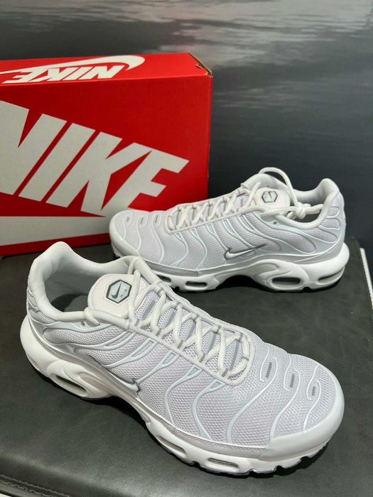 Buty sportowe Nike Air Max TN Plus White R.44