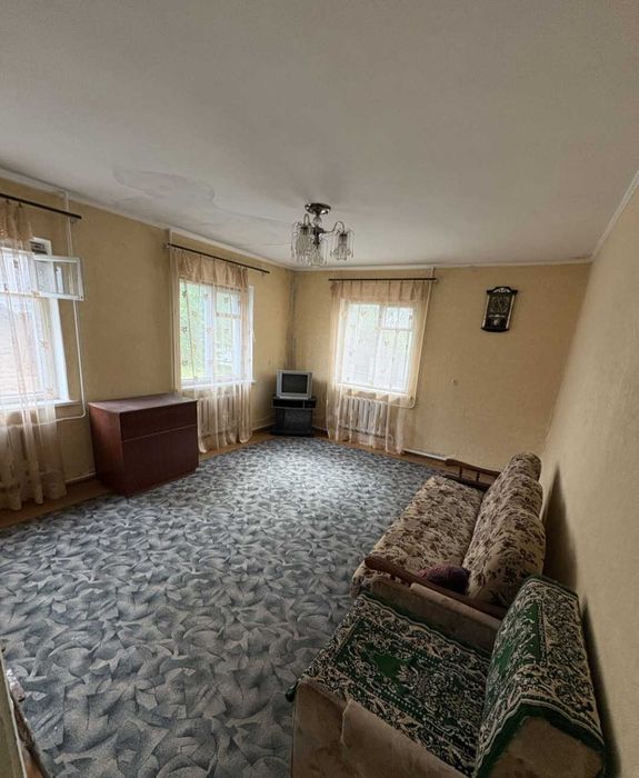 .Продаж будинку у с. Білозір'я.