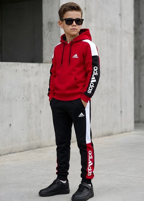 Теплий дитячий спортивний костюм Адідас на флісі для хлопчика Adidas утеплений