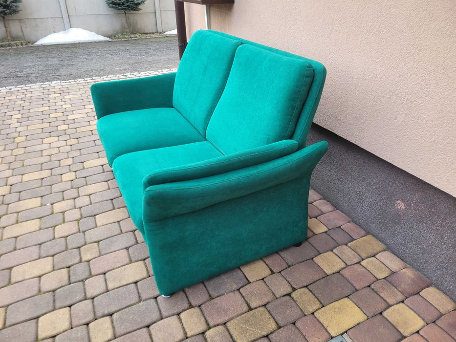 Nowoczesna Sofa Z Funkcją Relaxu Zielona - Transport
