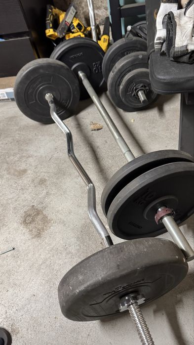 Ławeczka do cwiczeń+obciazenie gryfy hantle