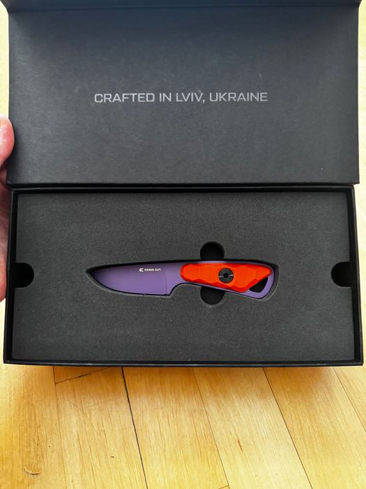 Ніж KravaCut Поганка, лімітована серія Halloween