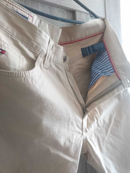 Джинсы, брюки  Topman и Tommy Hilfiger 52р. 36р.