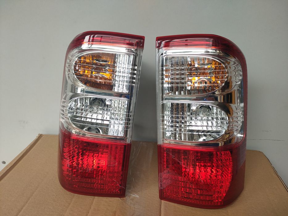 Farolim Trás ESQ / DRT PATROL Y61 2001->