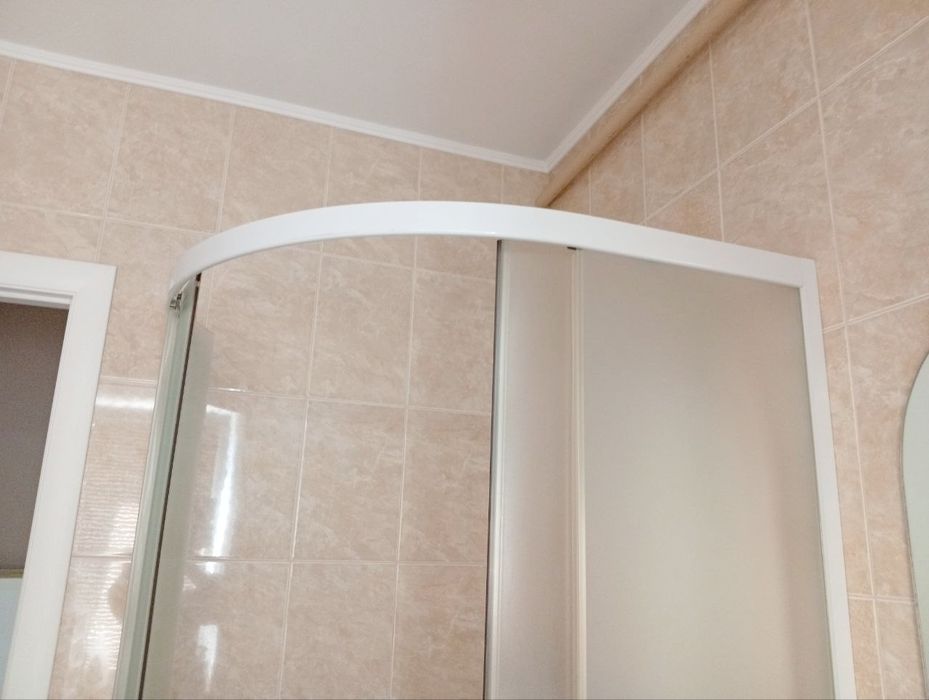 Продаю  будинок в інгульському районі .