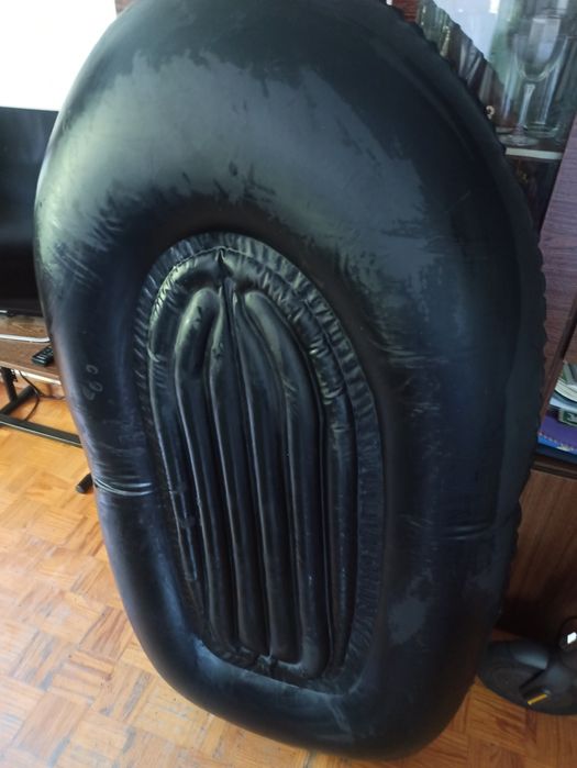 Barco insuflável pequeno