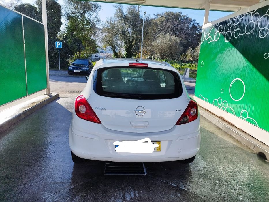 Comercial em bom estado