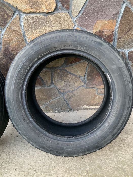 Шини r17 225/55 комплект шин літо BRIDGESTONE