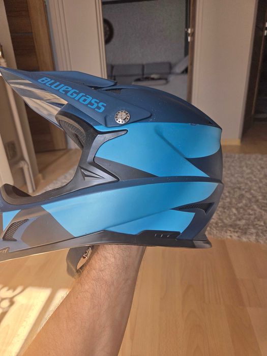 Kask młodzieżowy