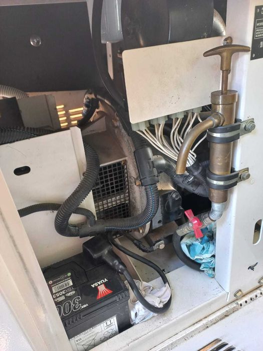 Дизельний генератор 9-11 квт. WILSON KH9-1S, у захисному корпусі+ATI63