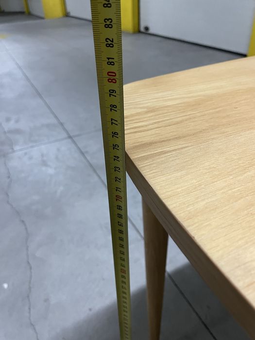 Secretária com gaveta