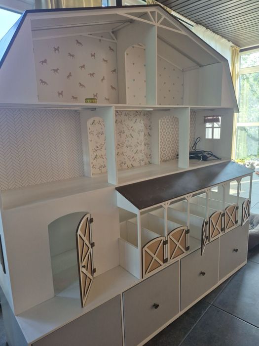 Продам дитячий будинок для іграшок