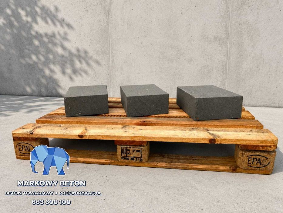 Bloczki betonowe fundamentowe bloczek fundamentowy transport HDS.