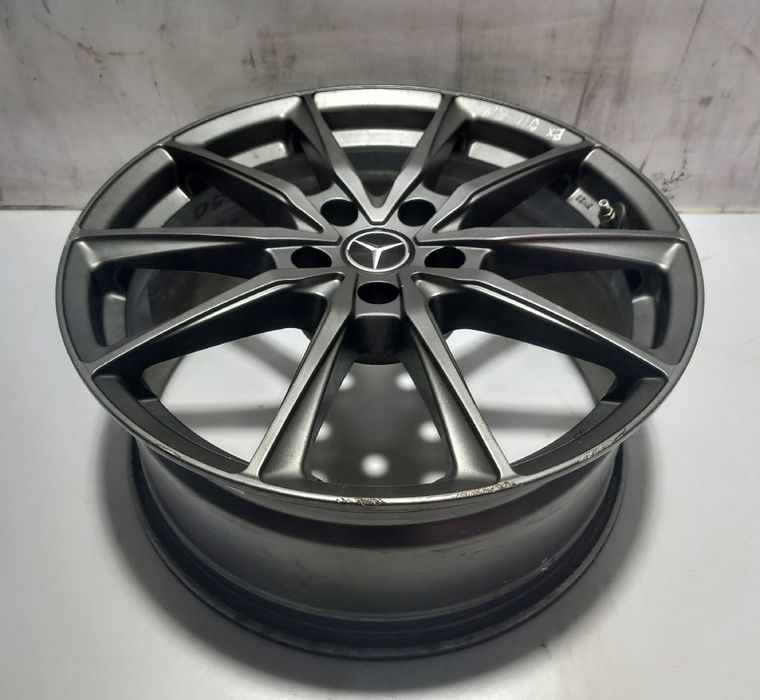 Jante frente esquerda MERCEDES-BENZ Classe C (W205)