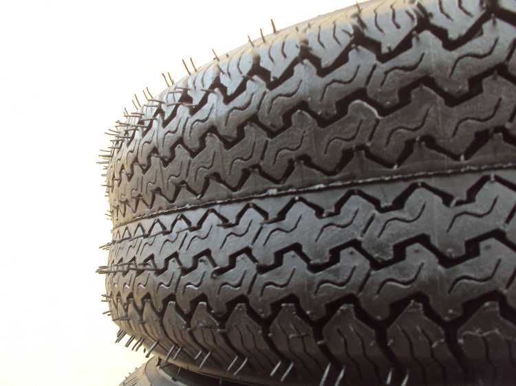 6.45-13 М-145  гума Москвіч