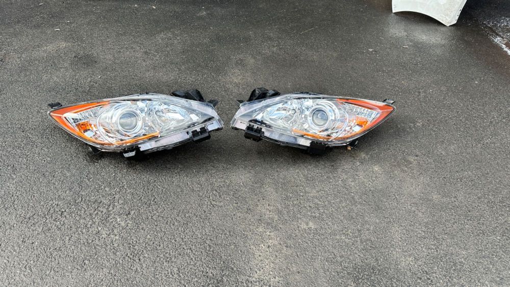 Фары фара Mazda 3 BL Европа галоген