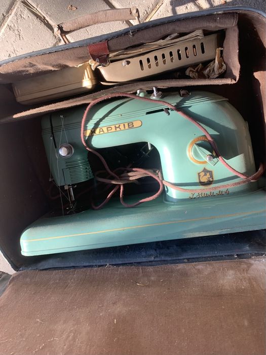 Швейная машинка